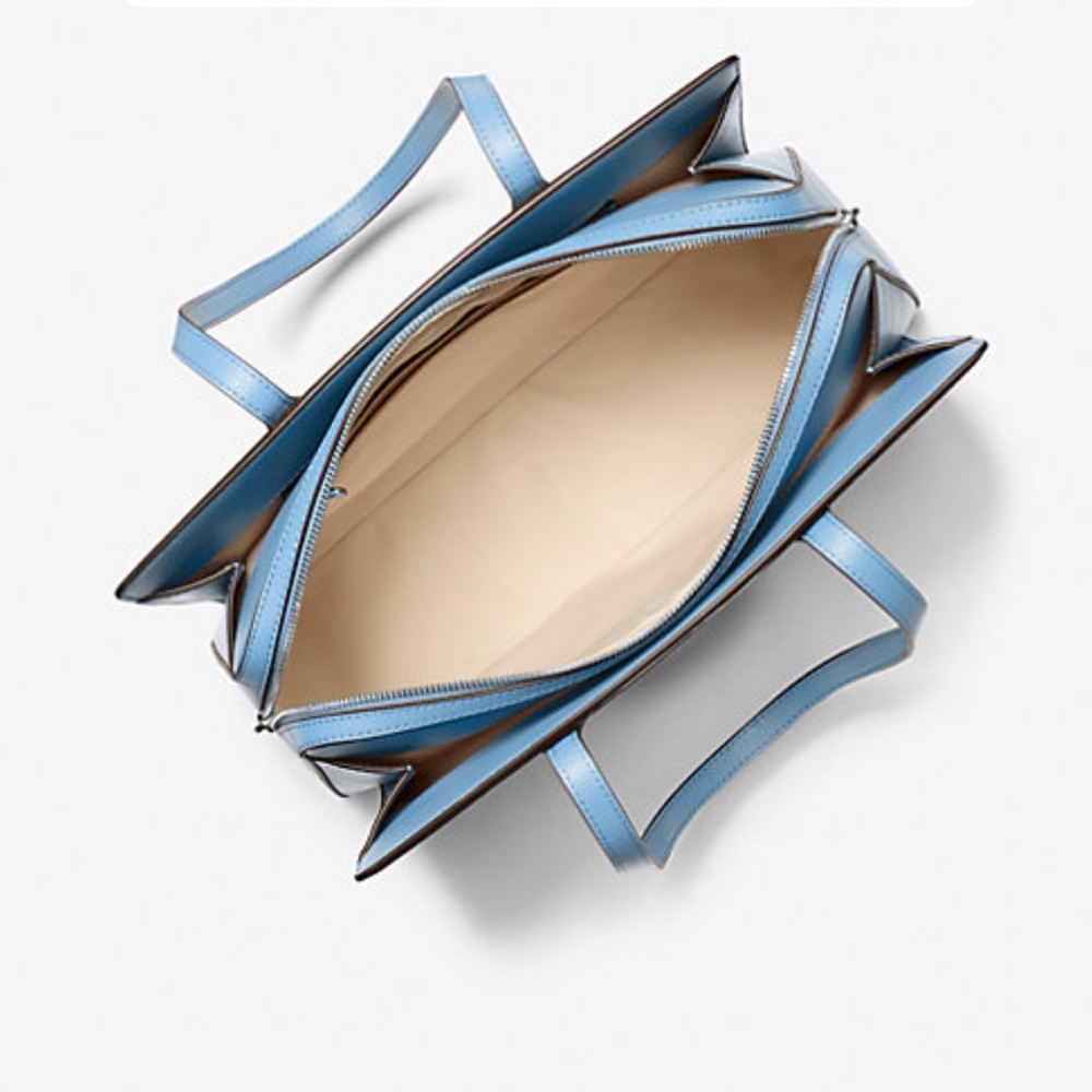 Michael Kors Laila Medium Pebbled  Tote Bag in Chambray - Picture 4 of 6